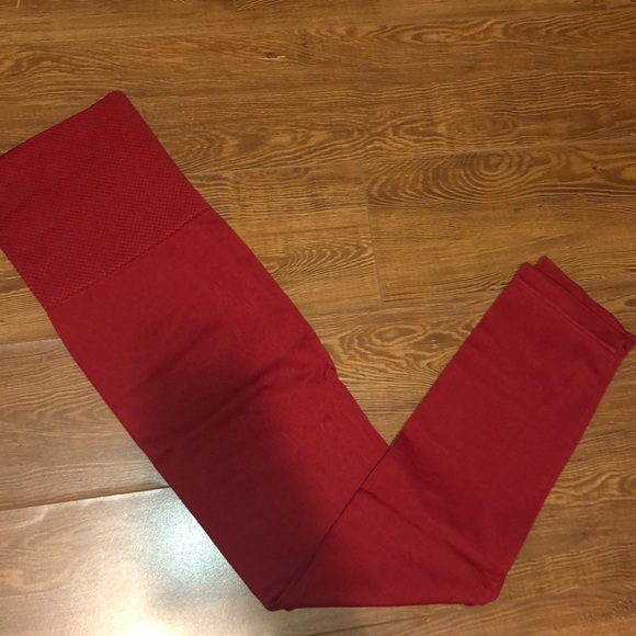 Tummy Control Leggings Cherry - Picture 1 of 1